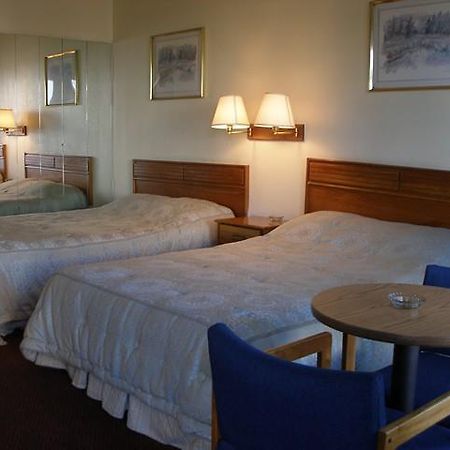 Scottish Inn Henderson Phòng bức ảnh