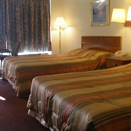 Scottish Inn Henderson Phòng bức ảnh